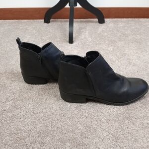 American Rag Black Zip Up Booties!